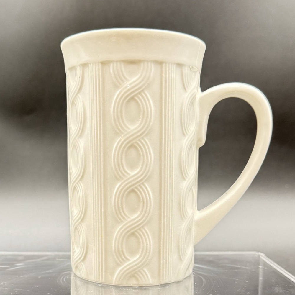 Bay Island Embossed Ceramic Mug – Cable Knit Texture – White/Cream 12 oz - Picture 2 of 7